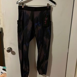 NWT Lululemon Robert Geller Take the Moment tights size 10